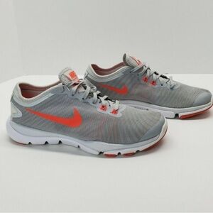 Nike Women's Flex Supreme TR4 Lace
Up Training